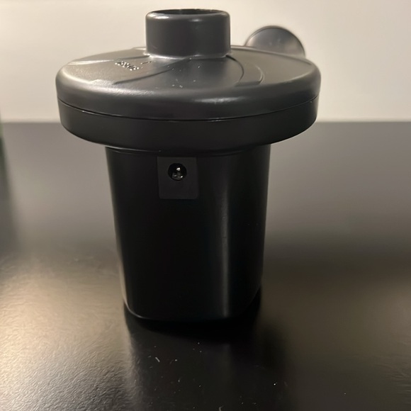 AGPTEK Two Way Electric Air Pump - Picture 3 of 10